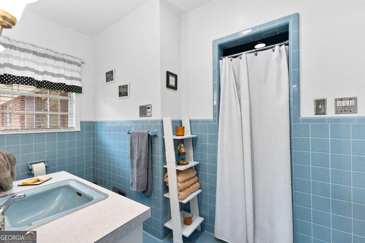 228 Franklindale Drive Thomaston - 46