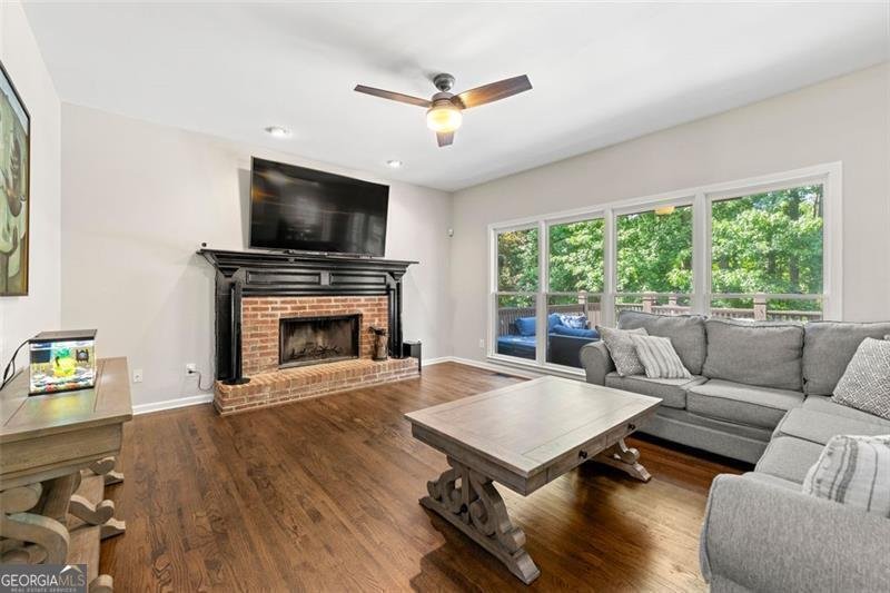 5652 Harbormist Drive Powder Springs - 26