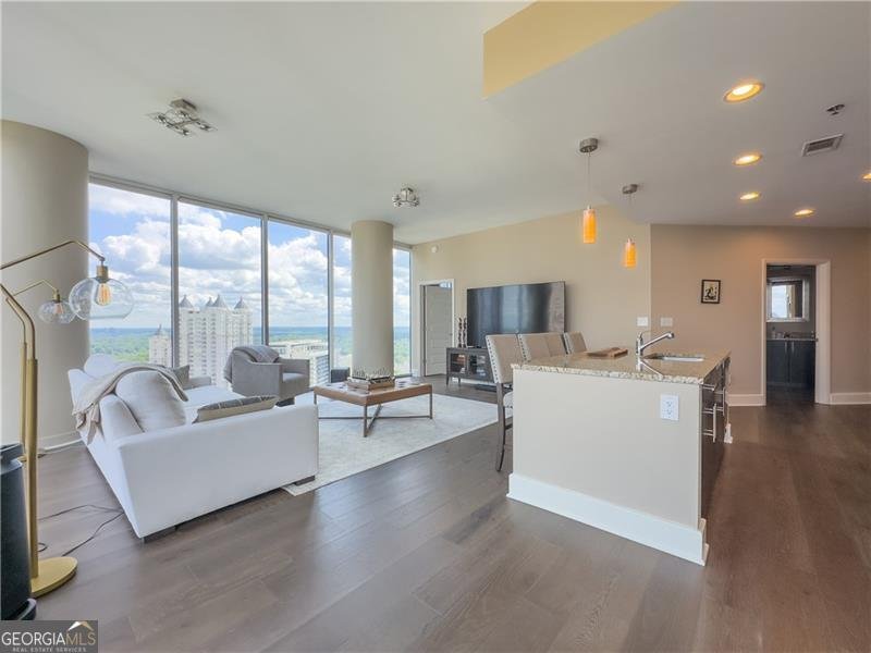 1080 PEACHTREE Street Atlanta - 8