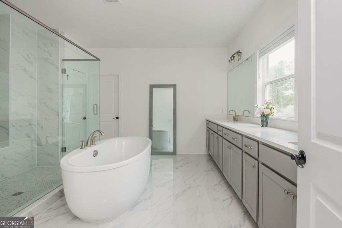 1011 Ridgeview Road Woodstock - 40