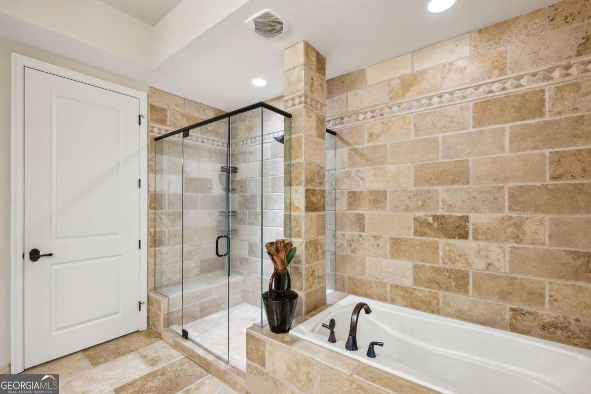 2233 Peachtree Road Atlanta - 11