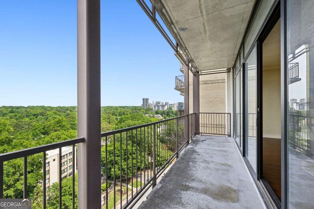 2233 Peachtree Road Atlanta - 20