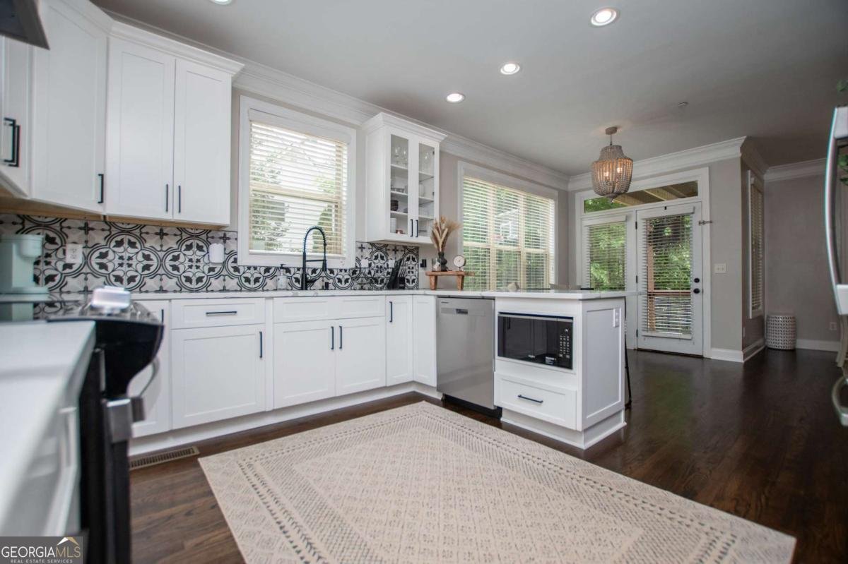 125 High Bluff Trail Carrollton - 27