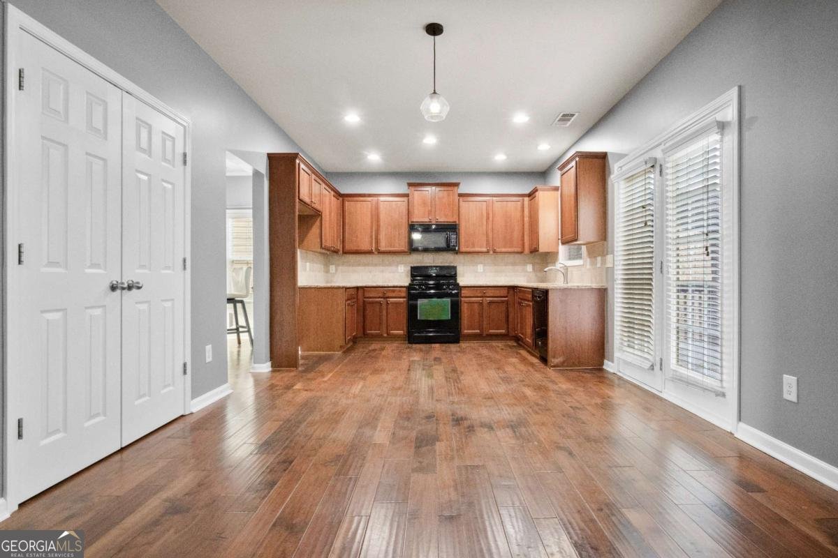 456 Crestmont Lane Canton - 11