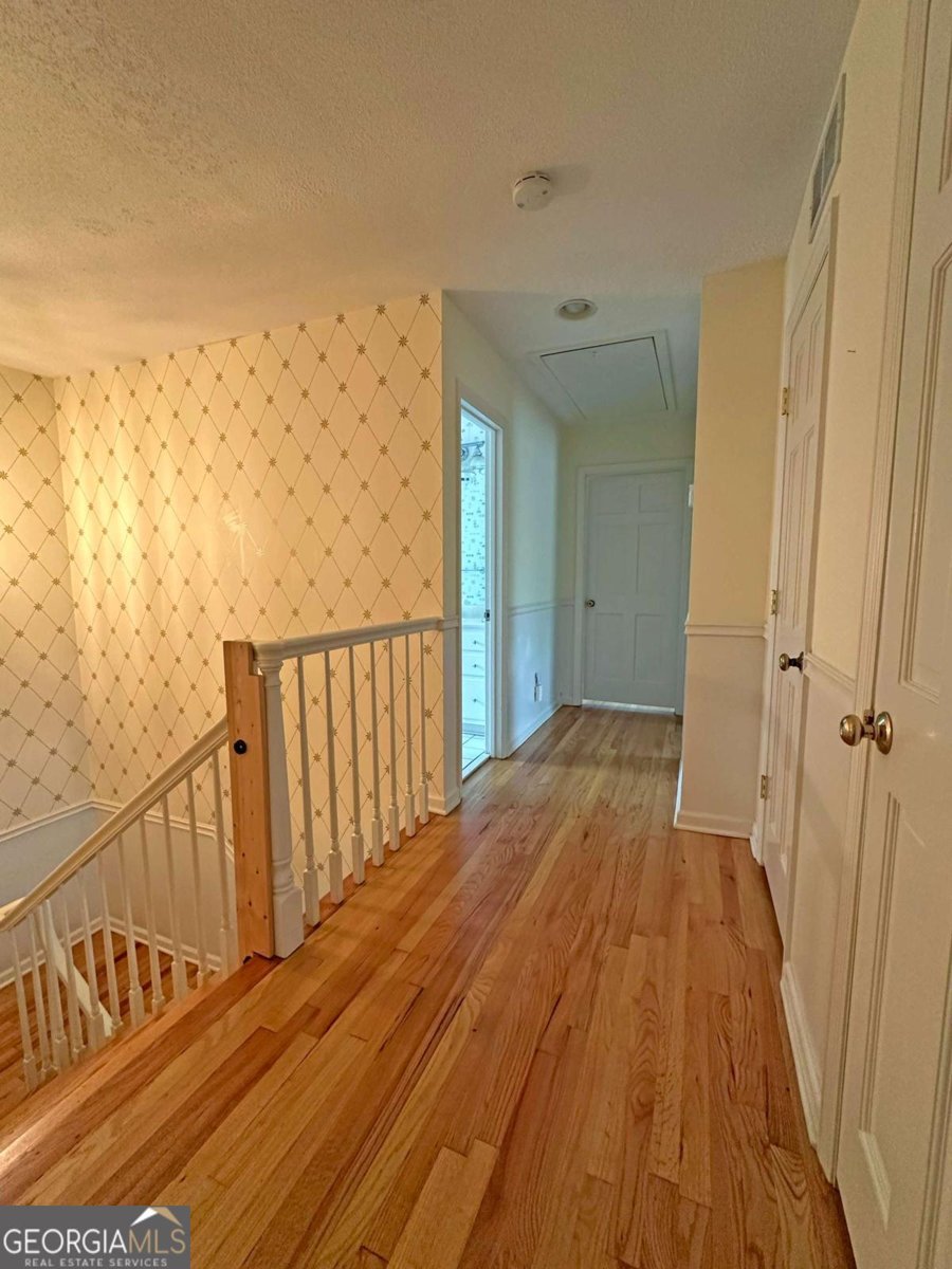 275 St George Drive Athens - 16