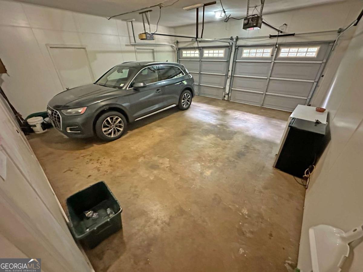 275 St George Drive Athens - 17
