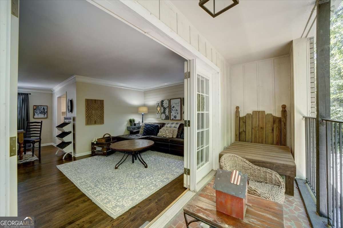 311 Peachtree Hills Avenue Atlanta - 17