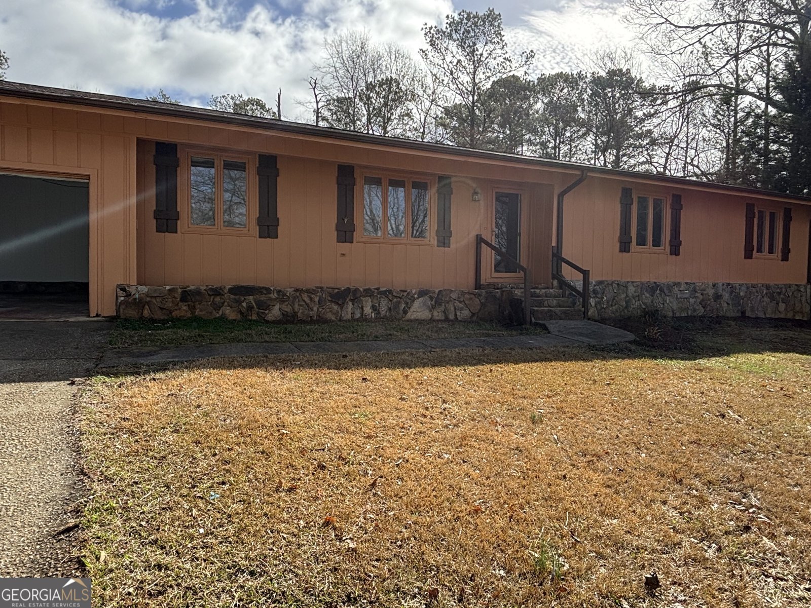 175 THIGPEN Road Newnan - 1