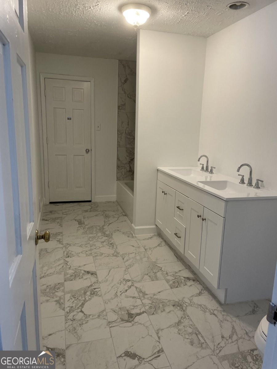 175 THIGPEN Road Newnan - 28