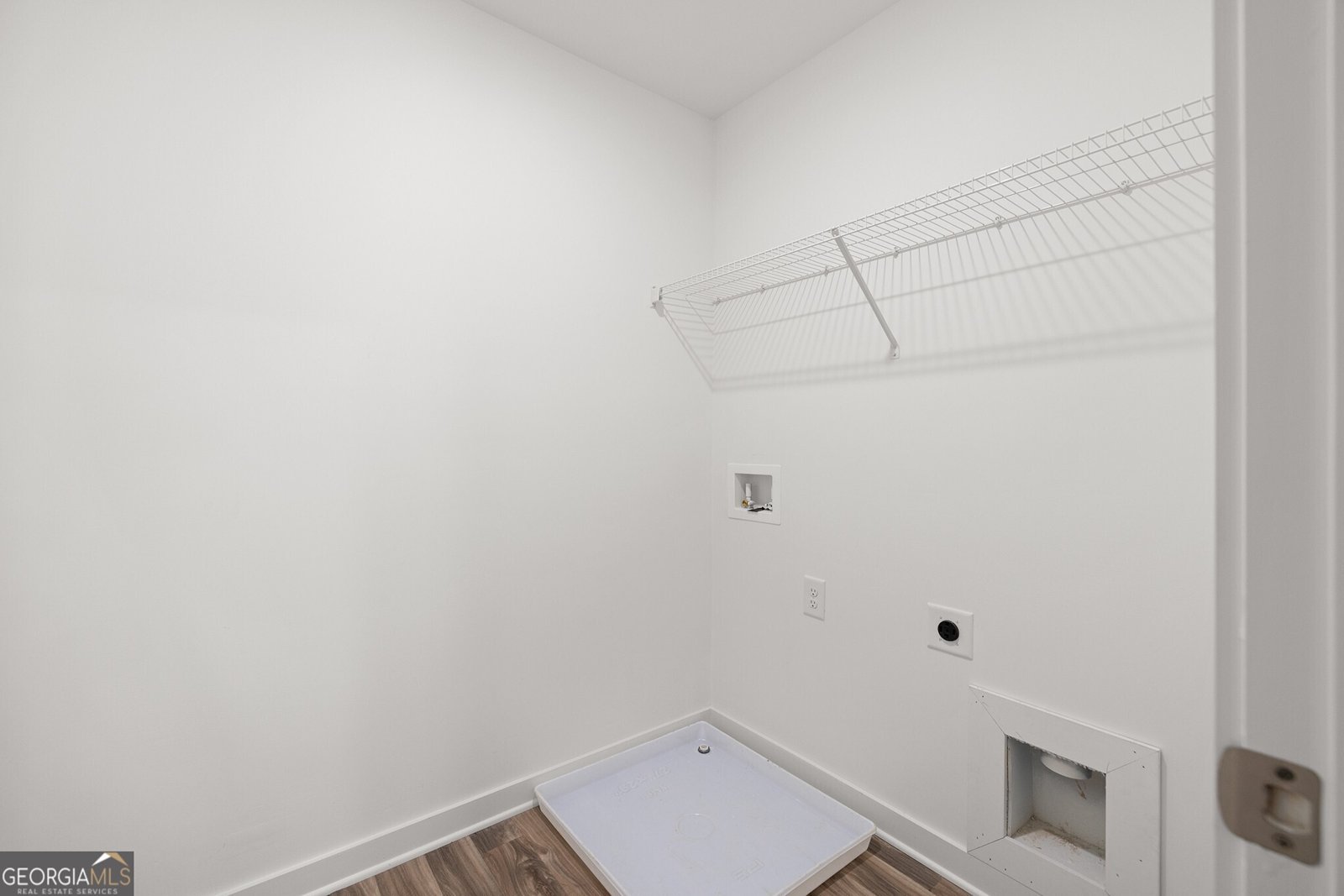 6 Breckens Way Statham - 41