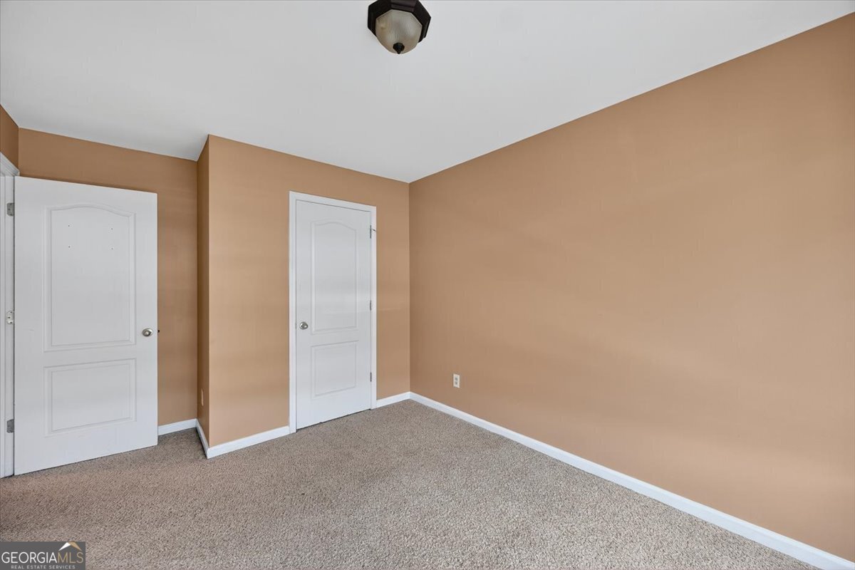 534 Ivy Brook Way Macon - 24
