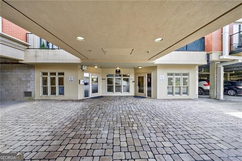 560 Dutch Valley Road Atlanta - 30