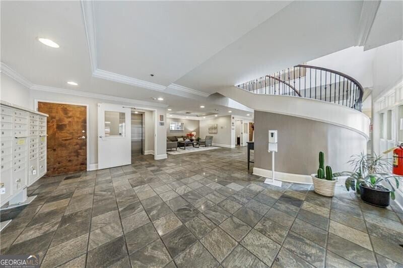 560 Dutch Valley Road Atlanta - 34