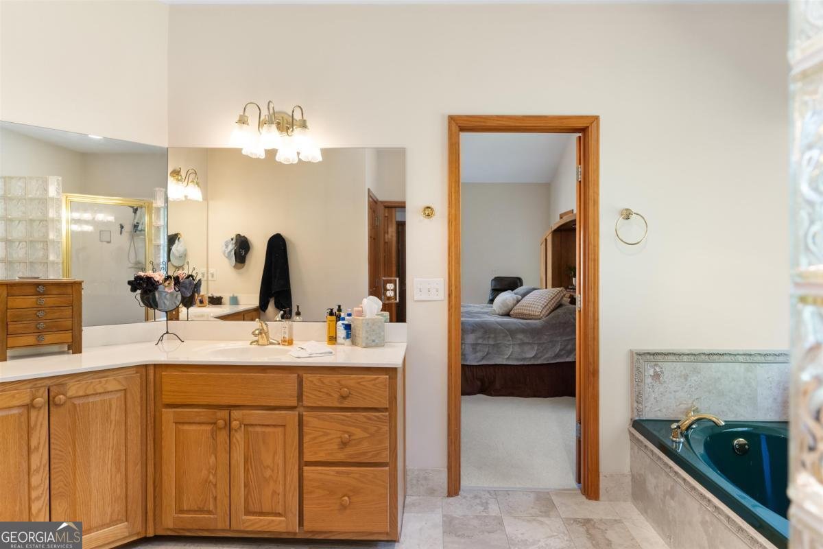 1321 Clearwater Lane White Plains - 21