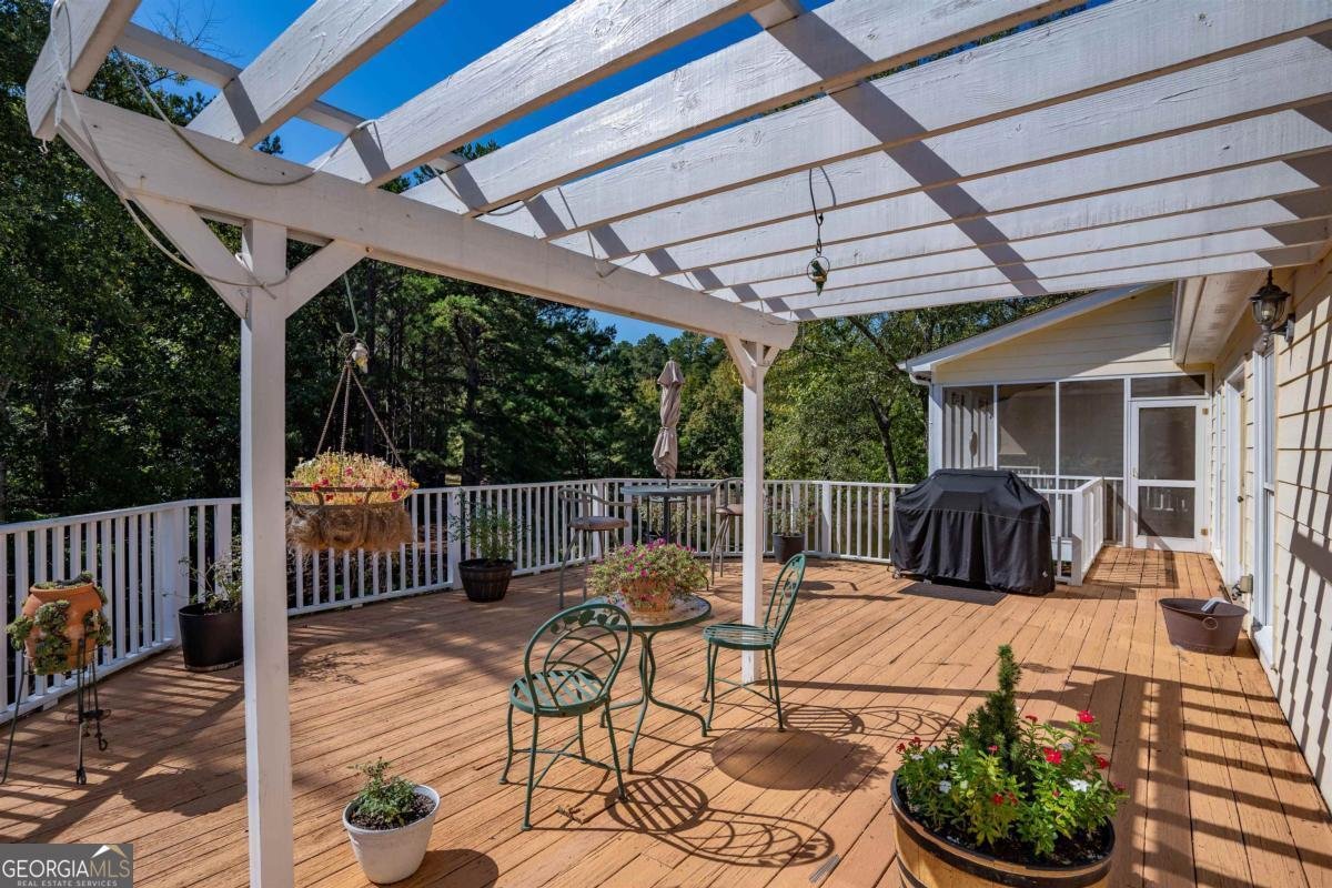 1321 Clearwater Lane White Plains - 37