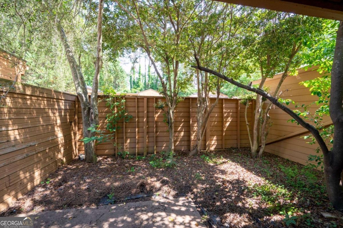 845 Lake Hollow Boulevard Marietta - 25