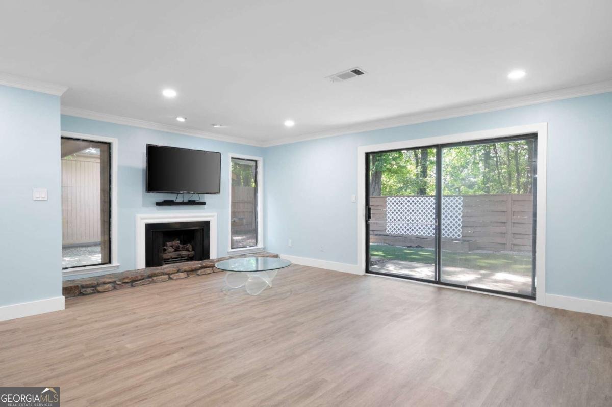 845 Lake Hollow Boulevard Marietta - 8