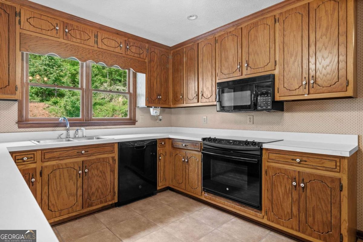357 Breeze Hill Lane Canton - 27