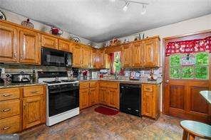 1822 Morgan Road Canton - 24