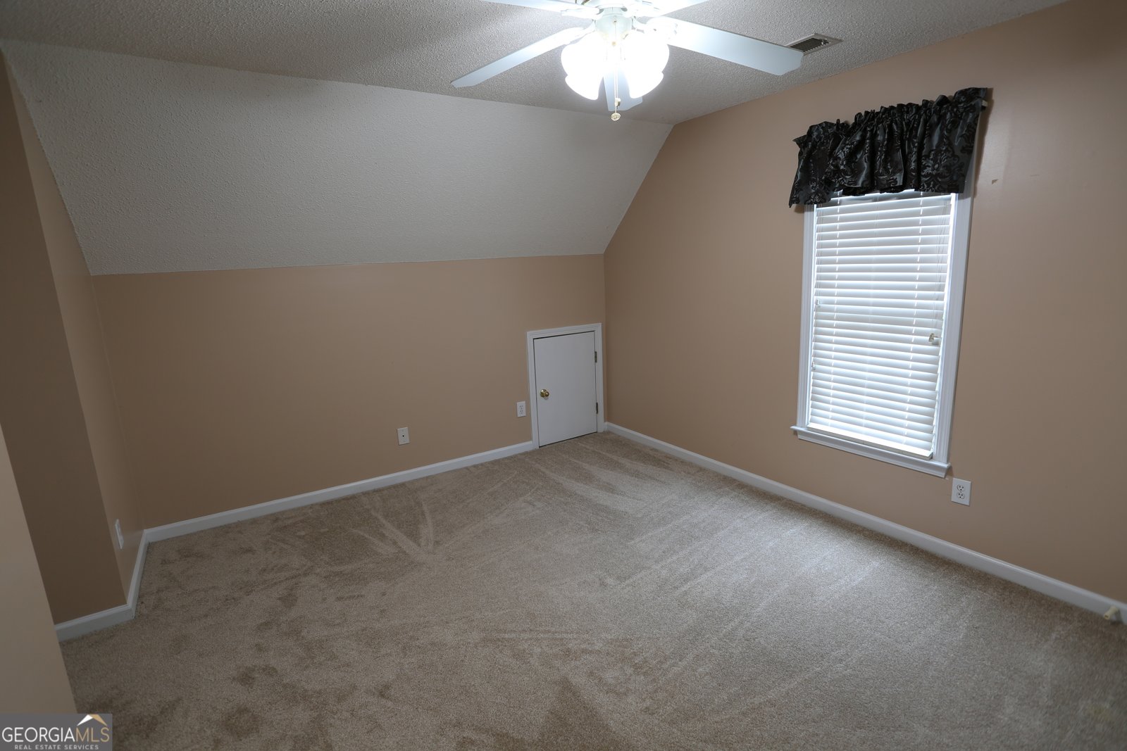235 Woodstream Way Fayetteville - 19