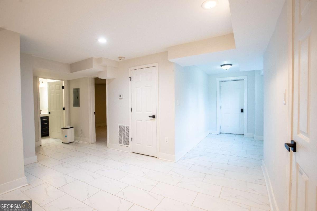 3412 Collier Drive Atlanta - 35