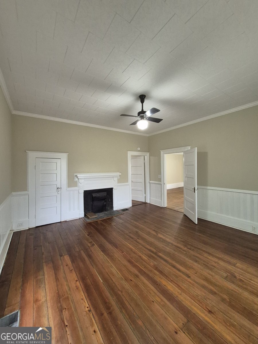 193 Broad Street Winder - 12