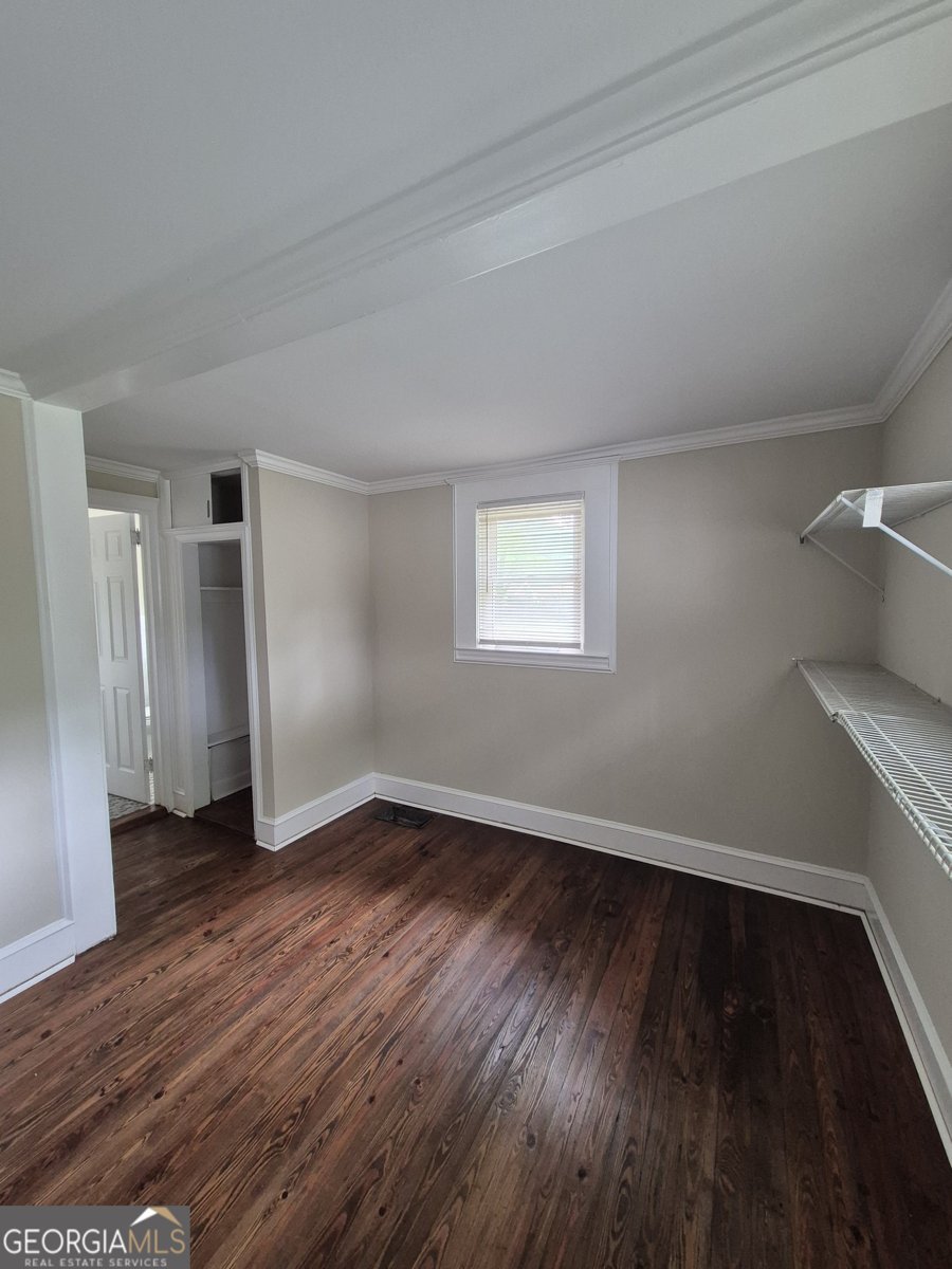 193 Broad Street Winder - 18