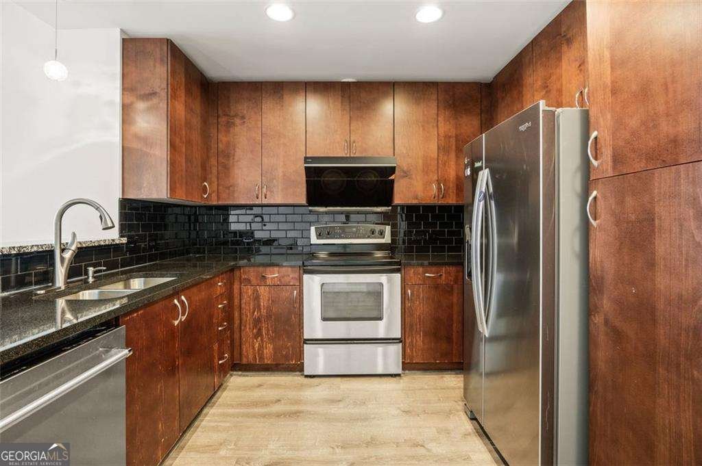860 PEACHTREE Street Atlanta - 3