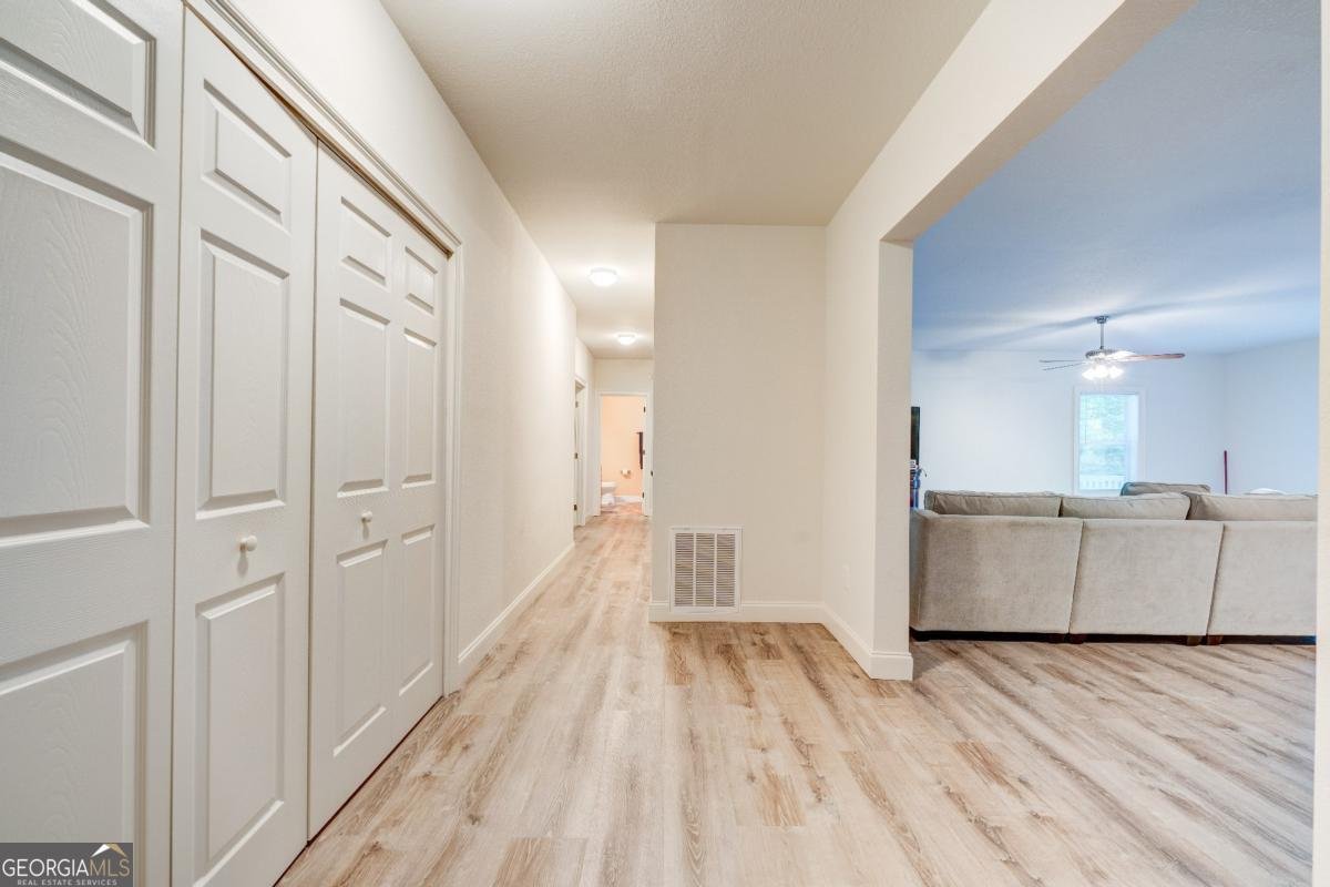 90 Loftis Mountain Way Blairsville - 37
