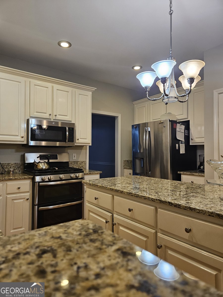 1270 HERITAGE LAKES Drive Mableton - 19