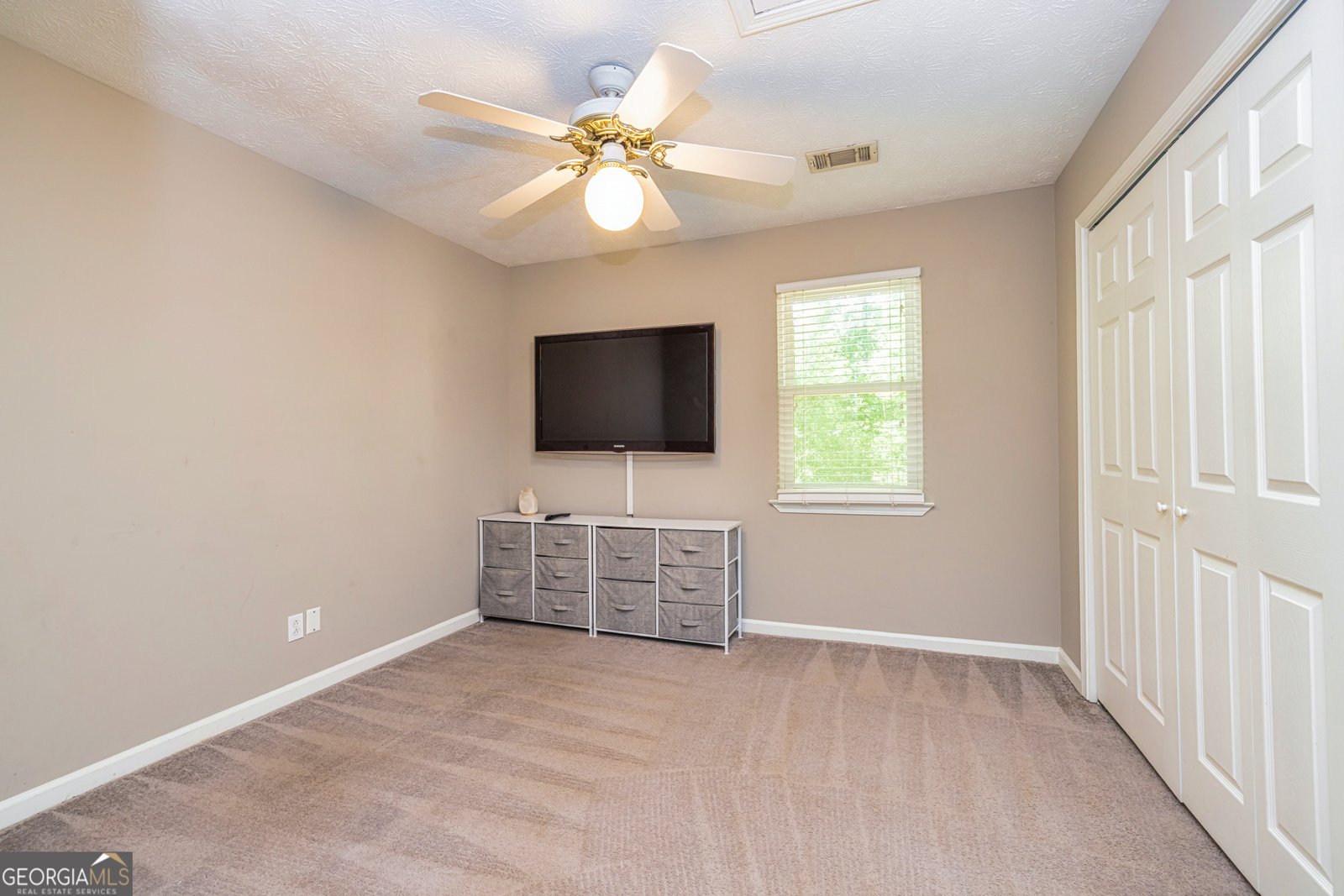 10 Queens Court Sharpsburg - 19
