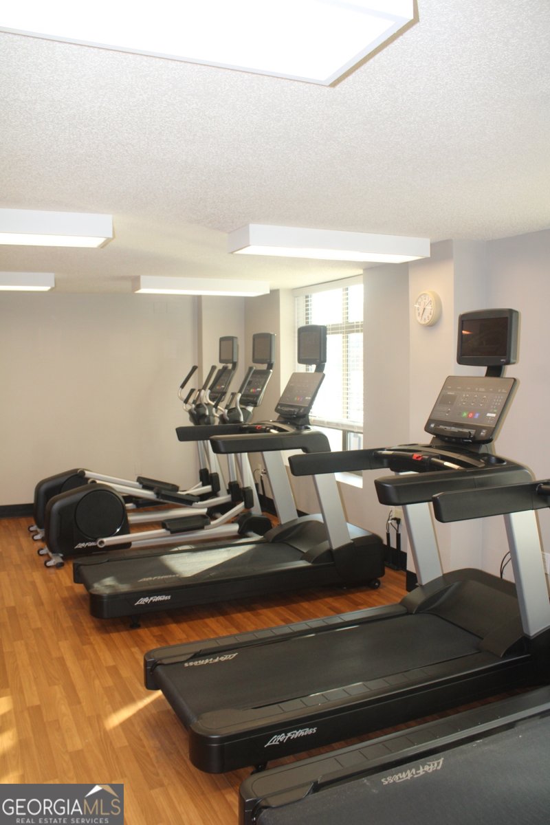 250 Park Avenue West Atlanta - 5