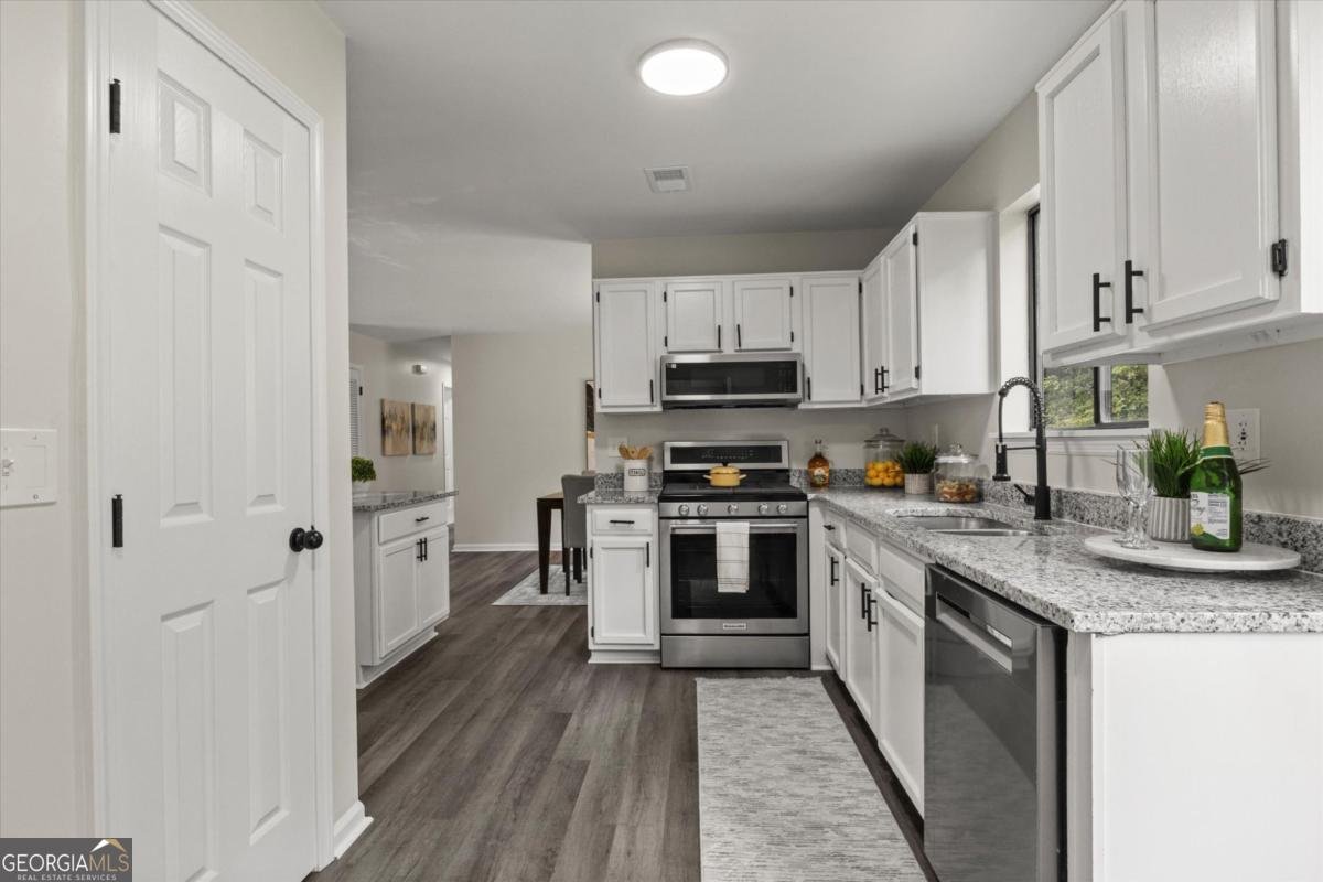 4912 BAYSIDE Court Stone Mountain - 13