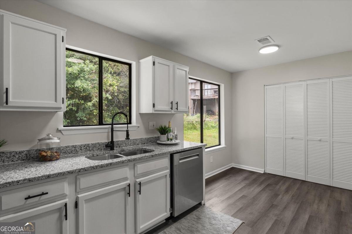 4912 BAYSIDE Court Stone Mountain - 17