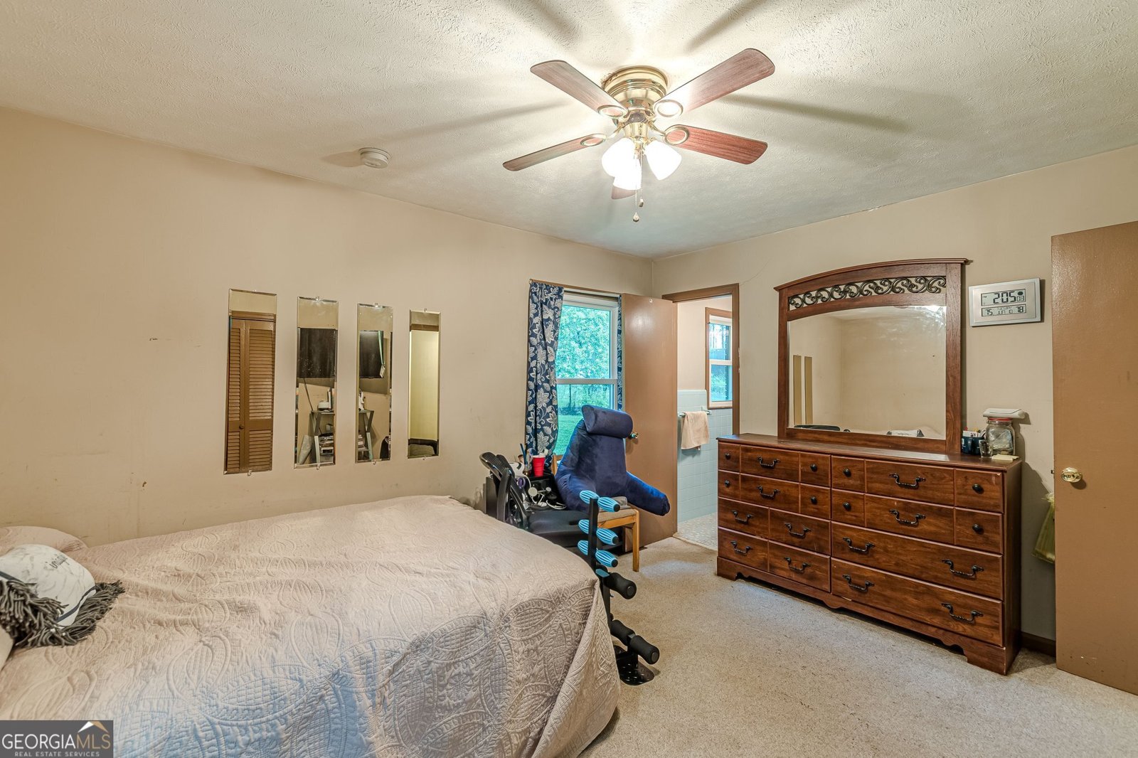 5255 post Road Winston - 25