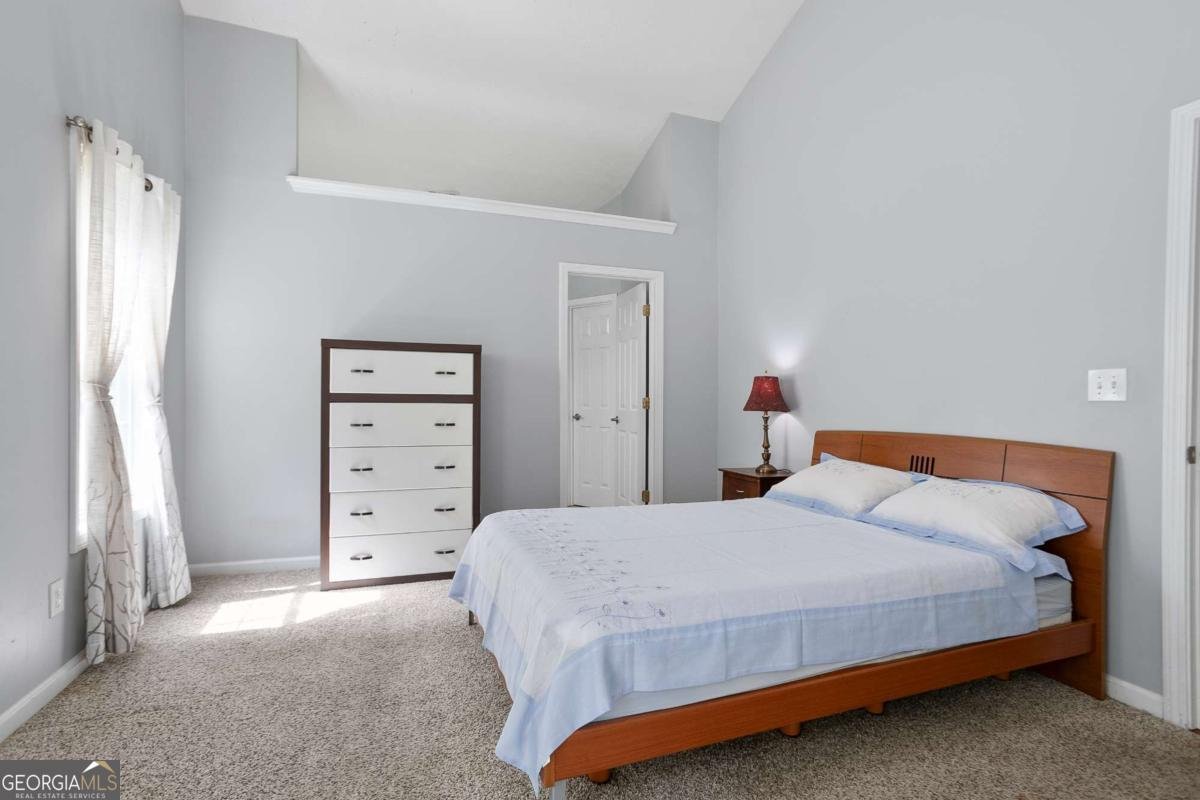 174 Saint Georges Court Suwanee - 14