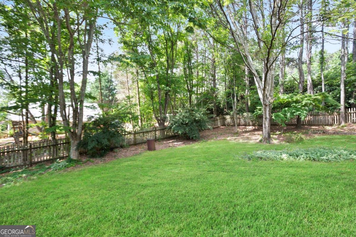 174 Saint Georges Court Suwanee - 26