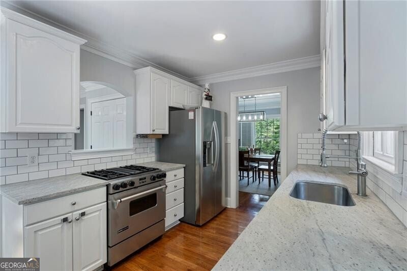 4105 Peachtree Dunwoody Road Atlanta - 15