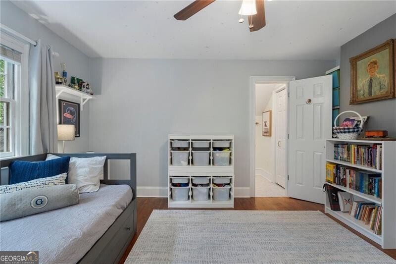 4105 Peachtree Dunwoody Road Atlanta - 27