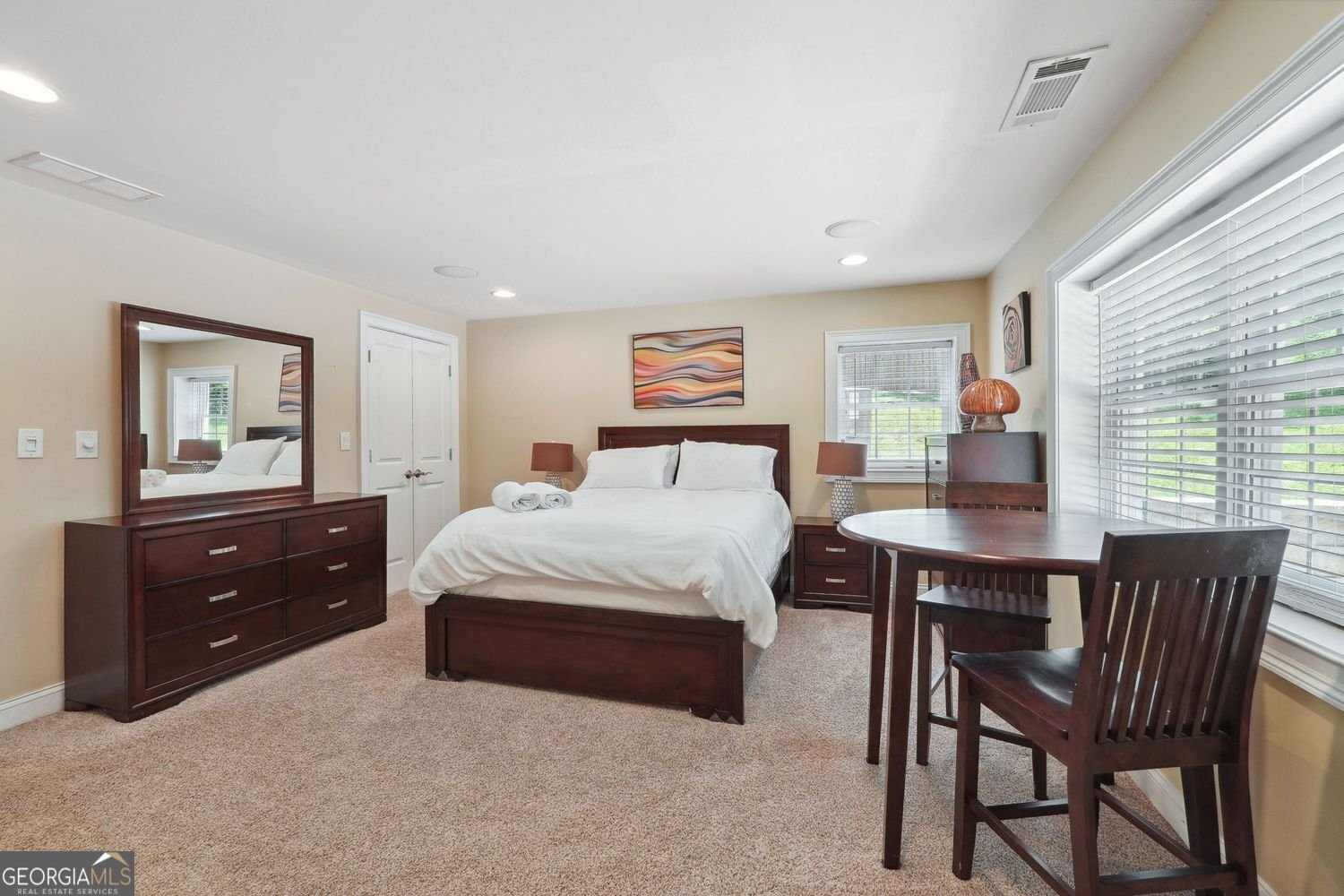 2460 Due West Circle Kennesaw - 68