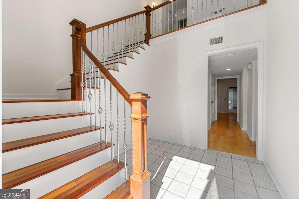 1622 Executive Park Lane Atlanta - 3