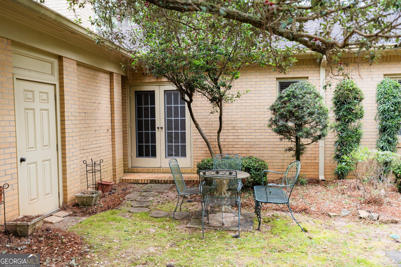1231 Hilltop Drive Albany - 24