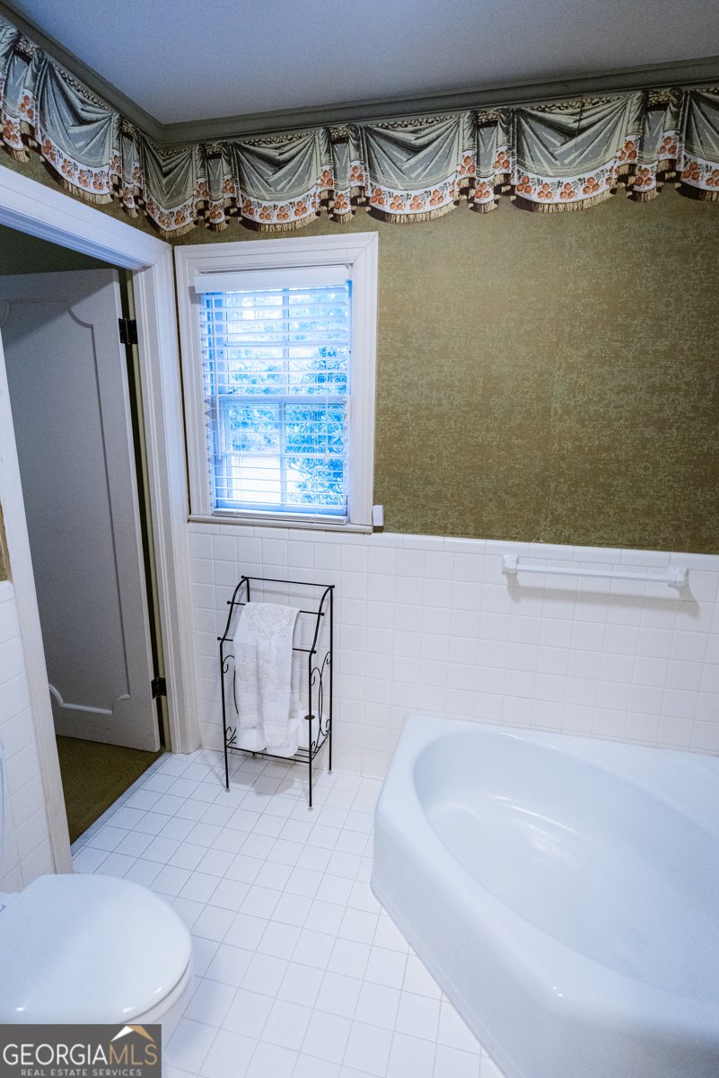 1231 Hilltop Drive Albany - 35