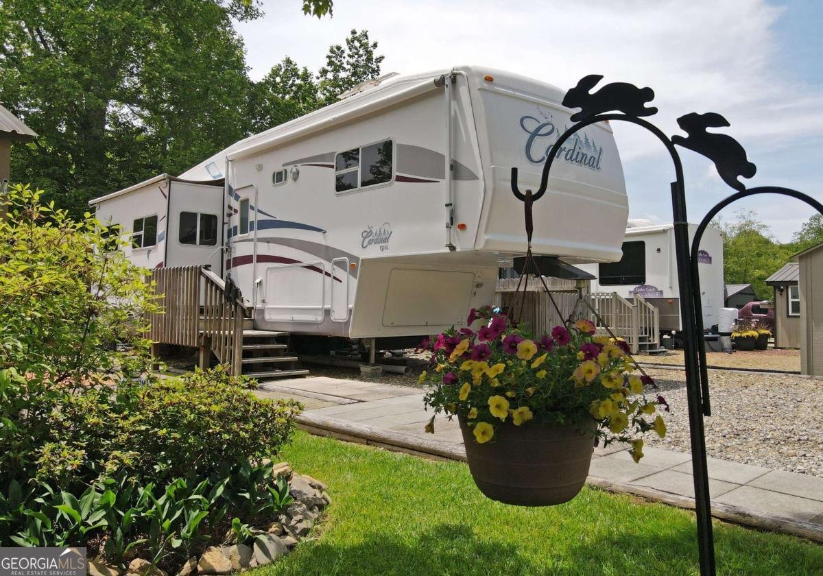 101 Flora Lane Blairsville - 1