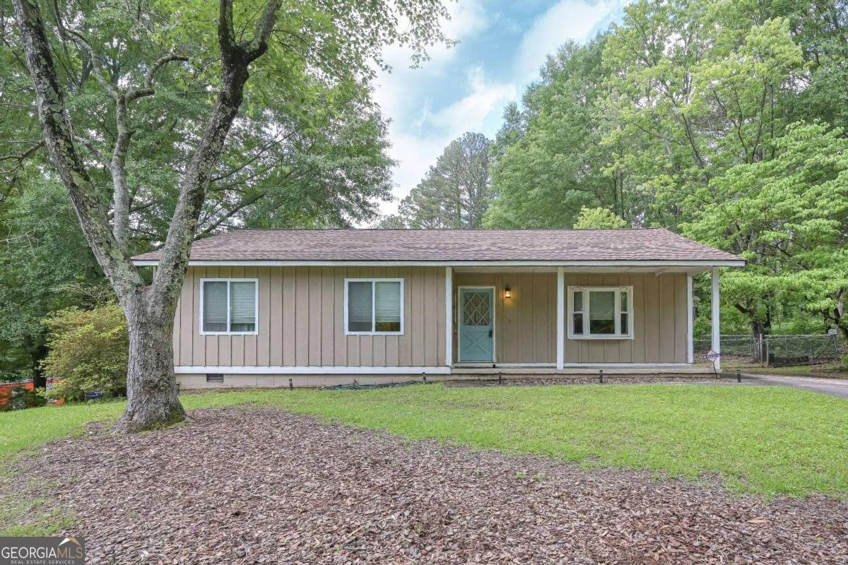 510 Pineland Road Mableton - 1