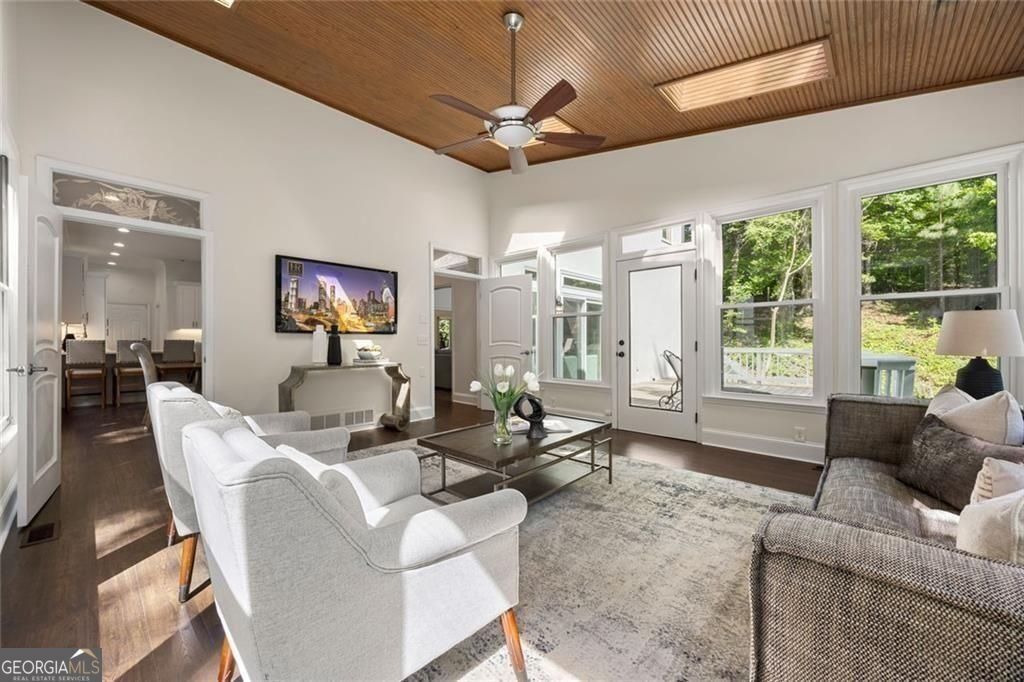 1260 Heards Ferry Road Sandy Springs - 19
