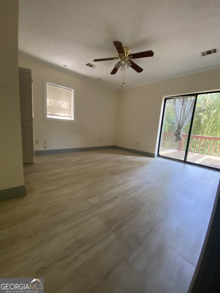 191 LaGrange Street Grantville - 8