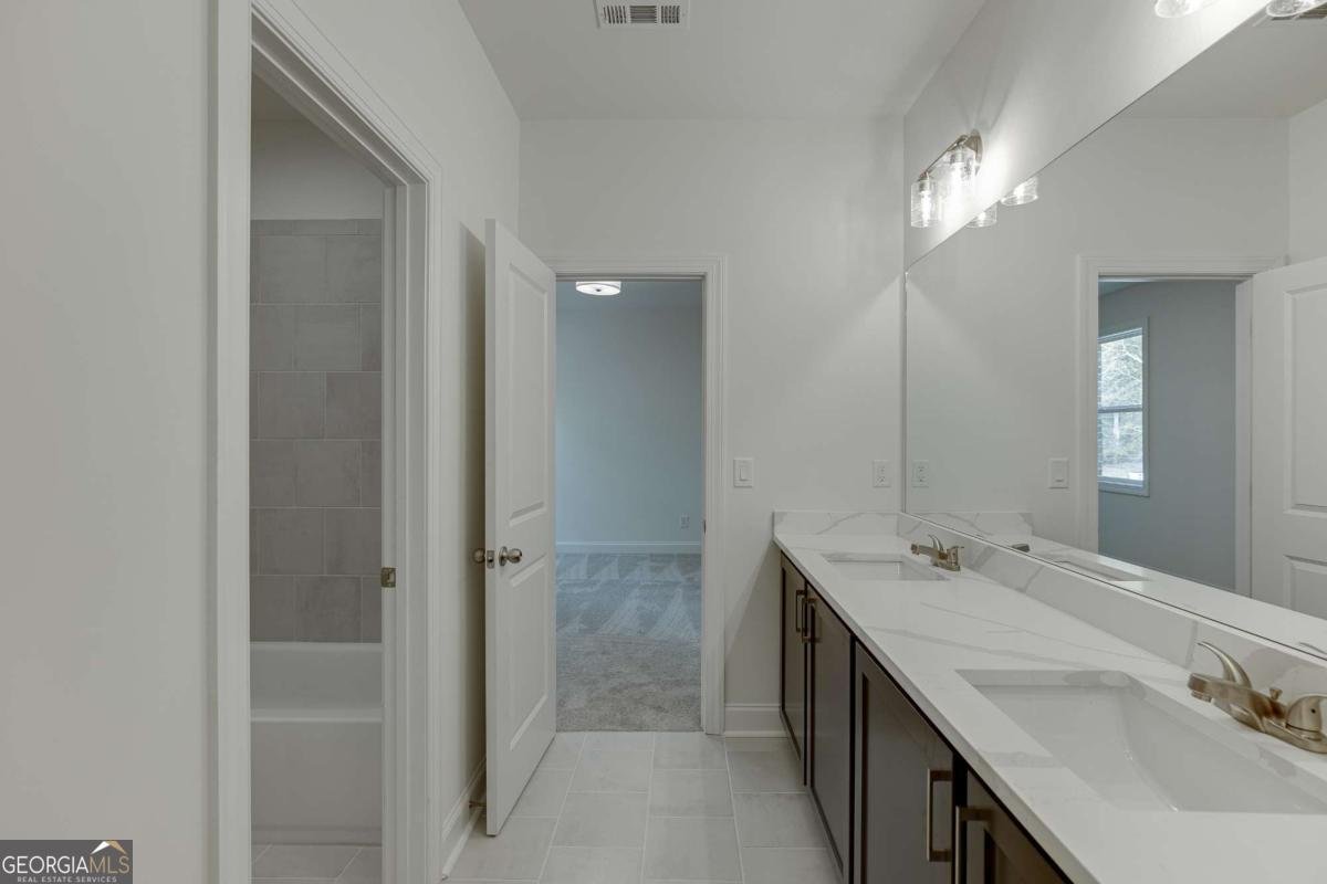 1241 Riverhill Drive Bishop - 44