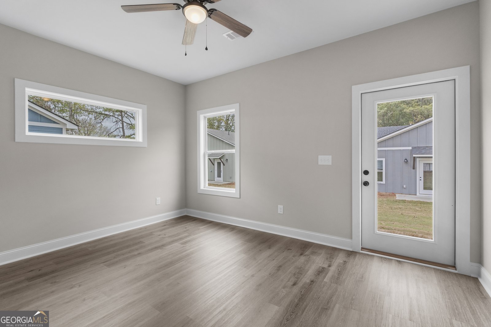 304 Burns Avenue Pine Mountain - 13