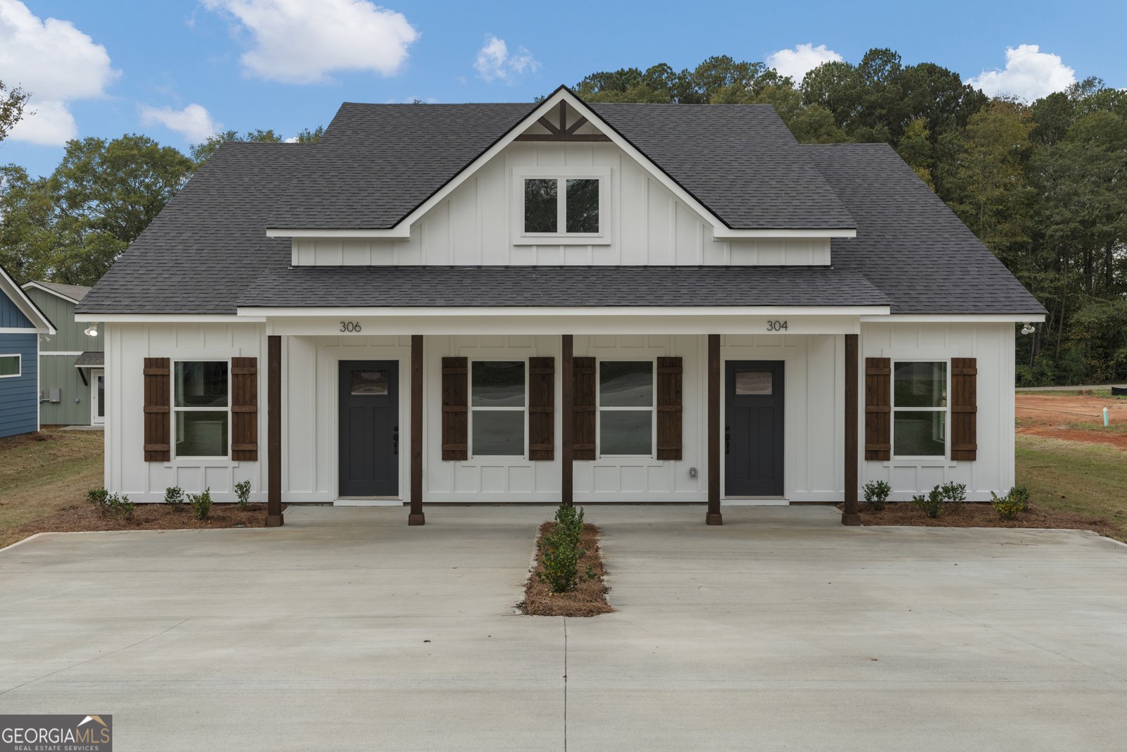 304 Burns Avenue Pine Mountain - 2